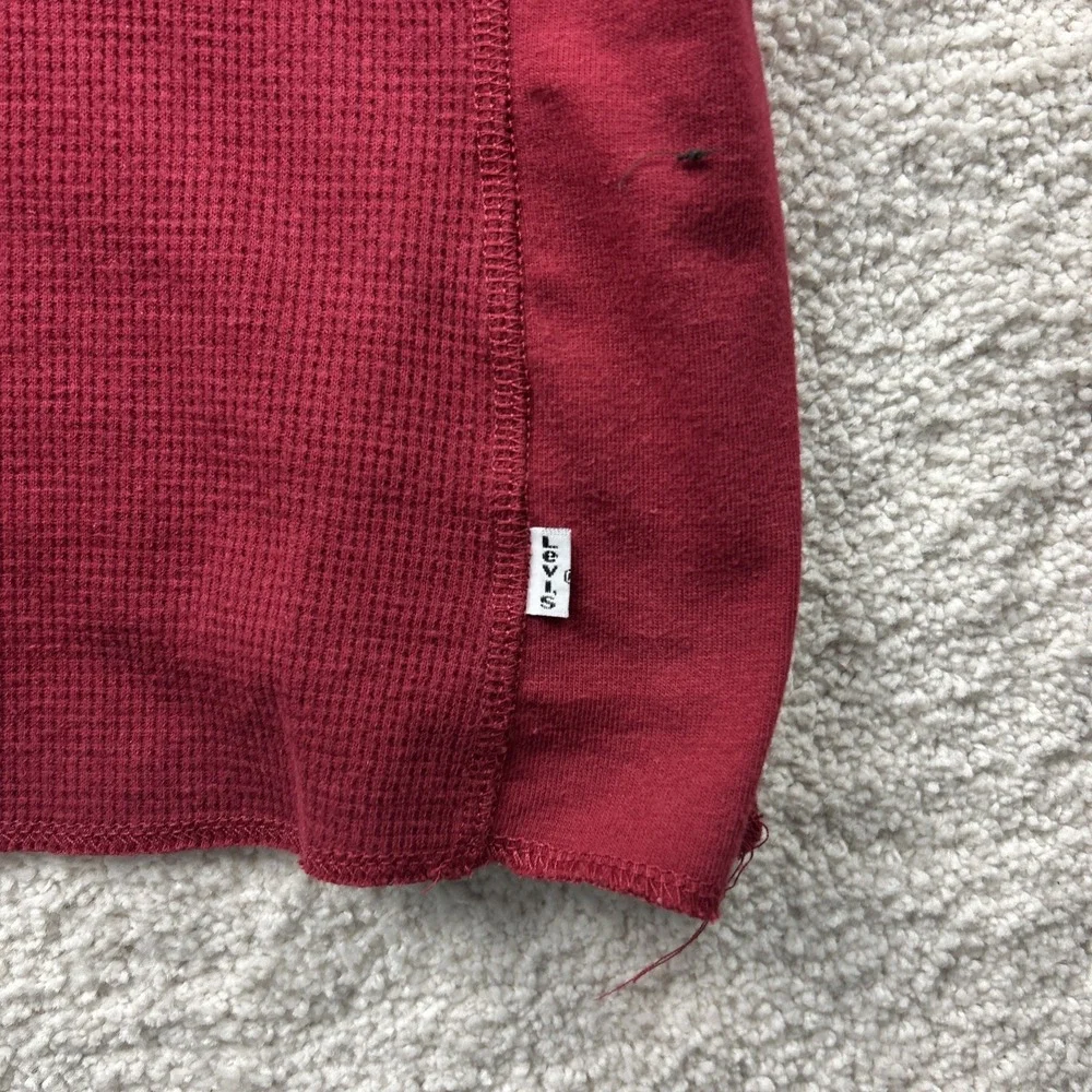 Levi's Strauss T-Shirt Men‎ L Tibetan Red Graphic Thermal Crew Long Sleeve